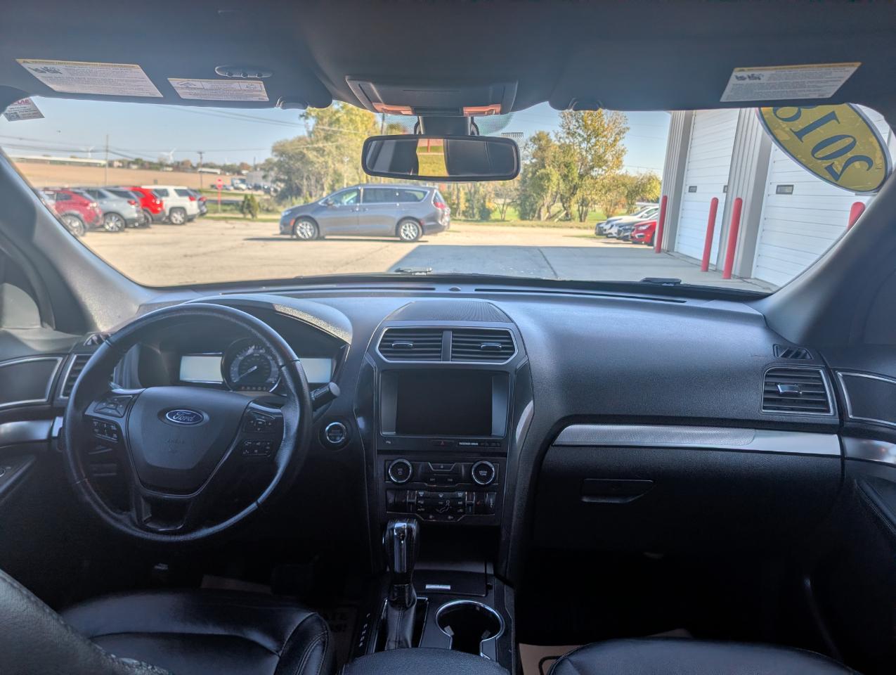 Ford Explorer XLT 4WD 2018