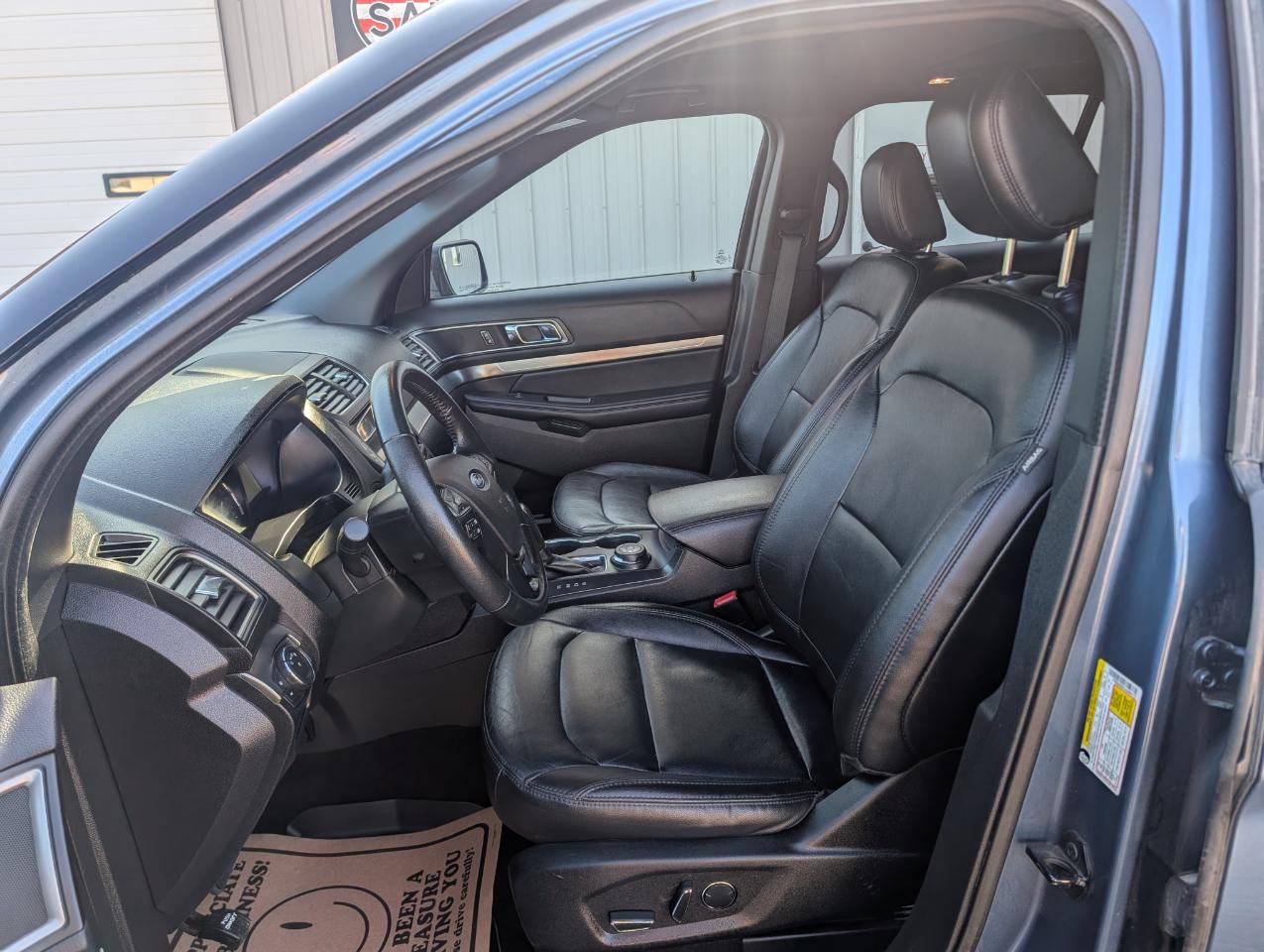 Ford Explorer XLT 4WD 2018