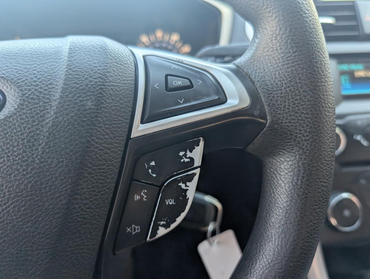 Ford Fusion S 2013