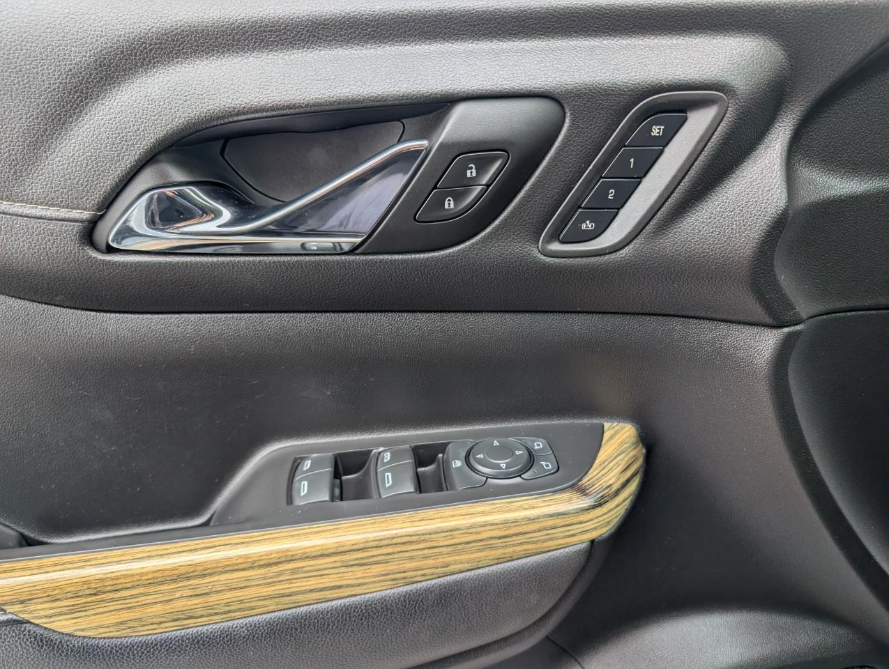 GMC Acadia Denali AWD 2019