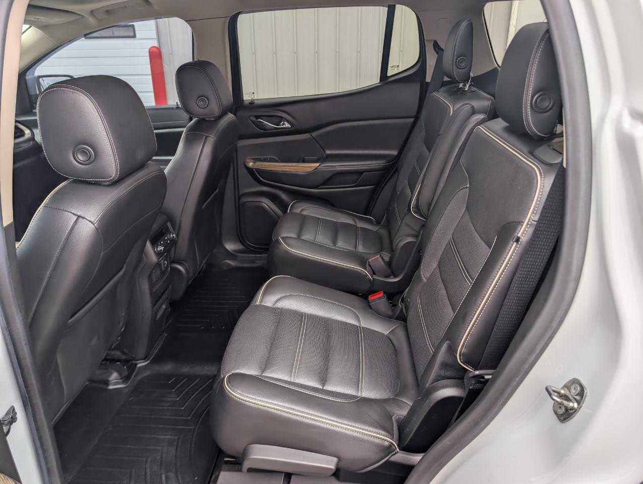 GMC Acadia Denali AWD 2019