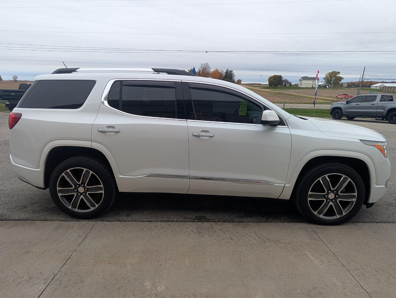 GMC Acadia Denali AWD 2019