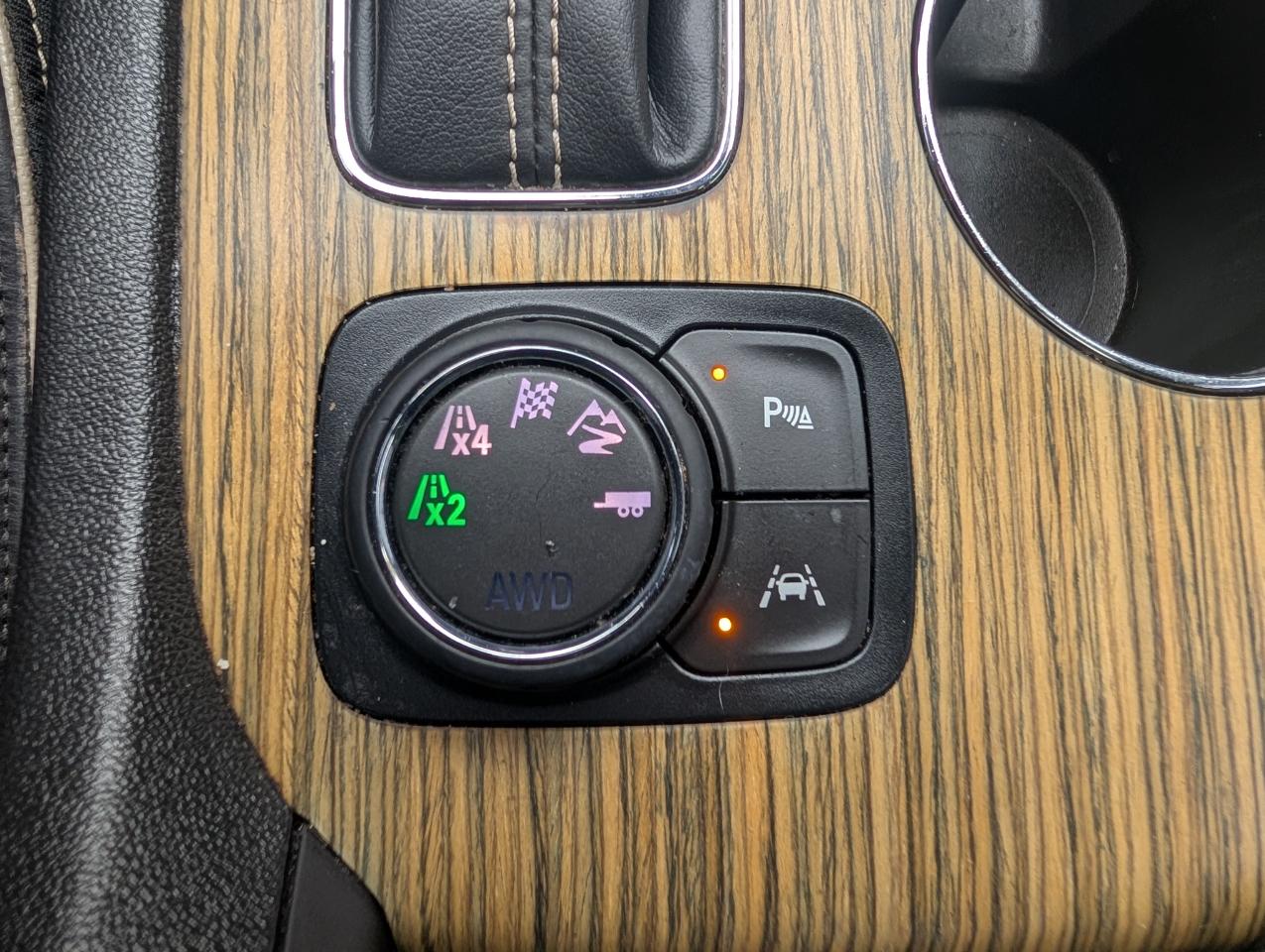 GMC Acadia Denali AWD 2019