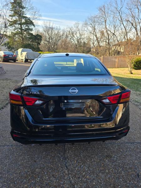 Nissan Altima 2.5 SV 2025