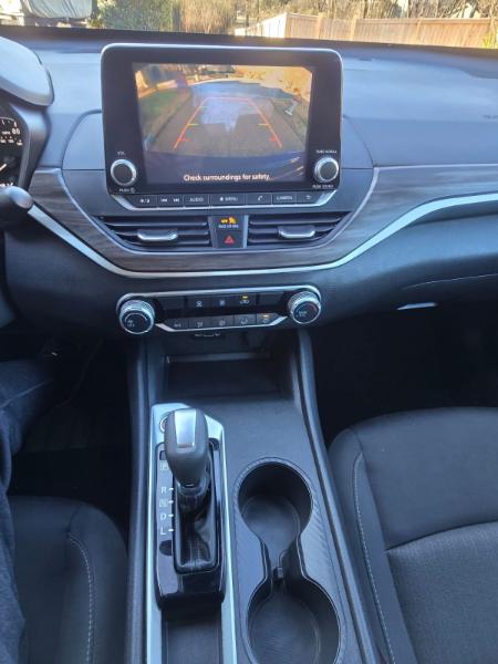 Nissan Altima 2.5 SV 2025