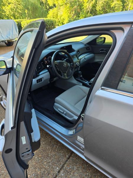 Acura ILX 8-Spd AT w/ Premium Package 2017