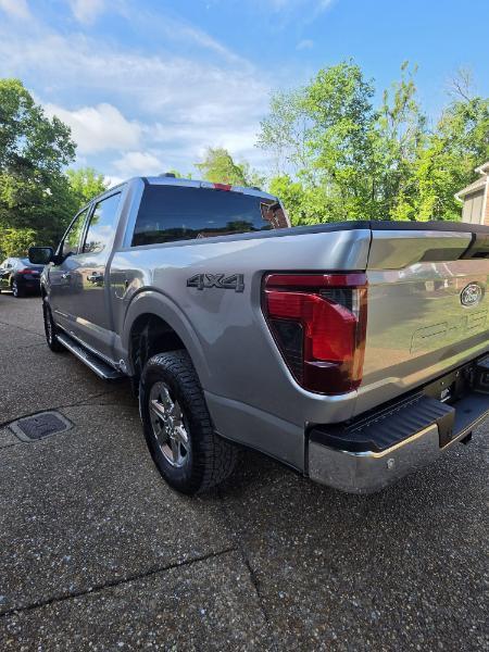 Ford F-150 XLT SuperCrew 4WD 2025