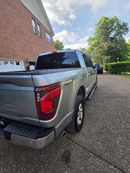Ford F-150 XLT SuperCrew 4WD 2025