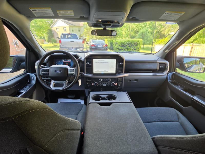 Ford F-150 XLT SuperCrew 4WD 2025