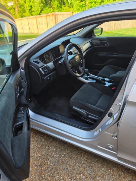 Honda Accord LX Sedan CVT 2013