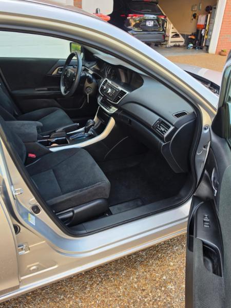 Honda Accord LX Sedan CVT 2013