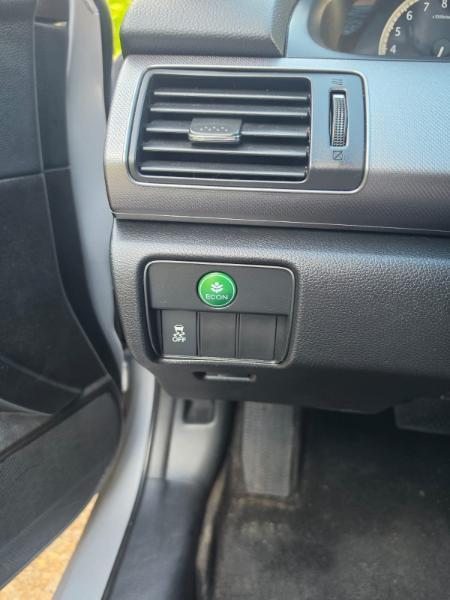 Honda Accord LX Sedan CVT 2013