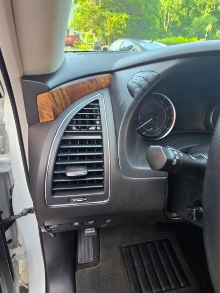 Nissan Armada SL AWD 2024