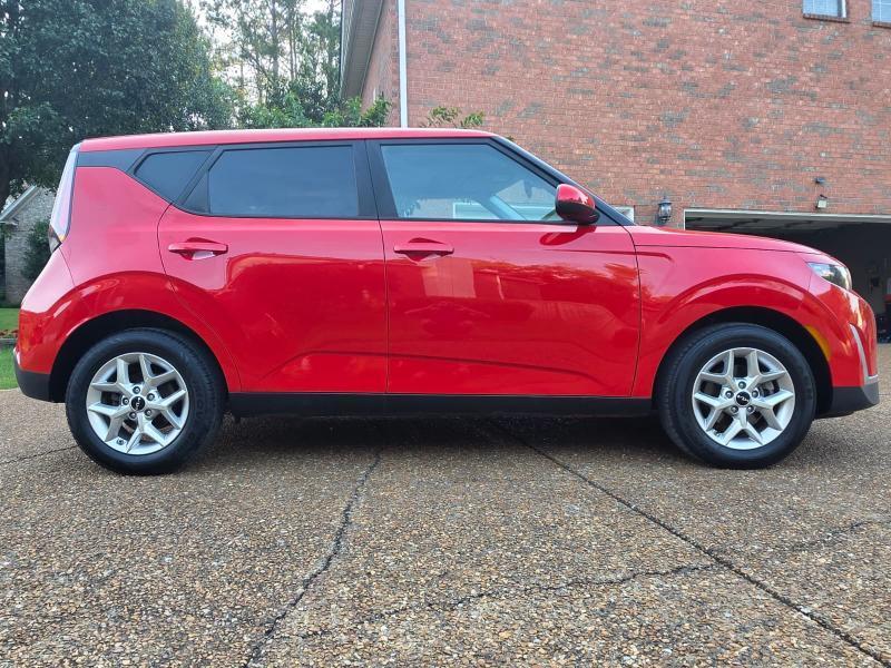 Kia Soul LX 2025