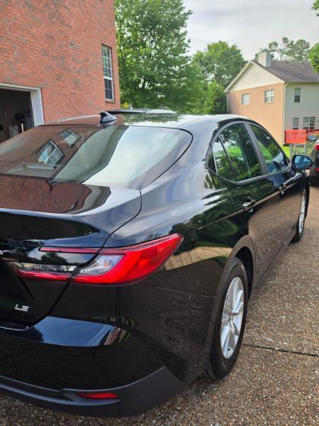 Toyota Camry Hybrid LE 2025