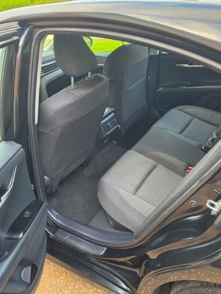 Toyota Camry Hybrid LE 2025
