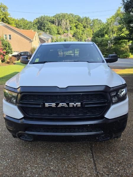 RAM 1500 Tradesman Quad Cab 4WD 2024