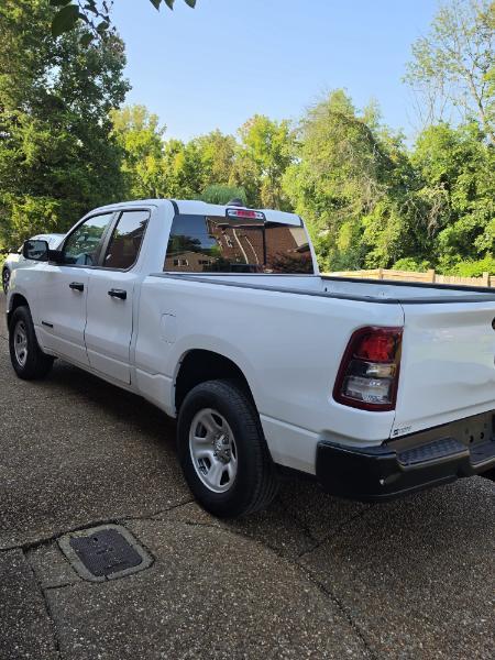 RAM 1500 Tradesman Quad Cab 4WD 2024