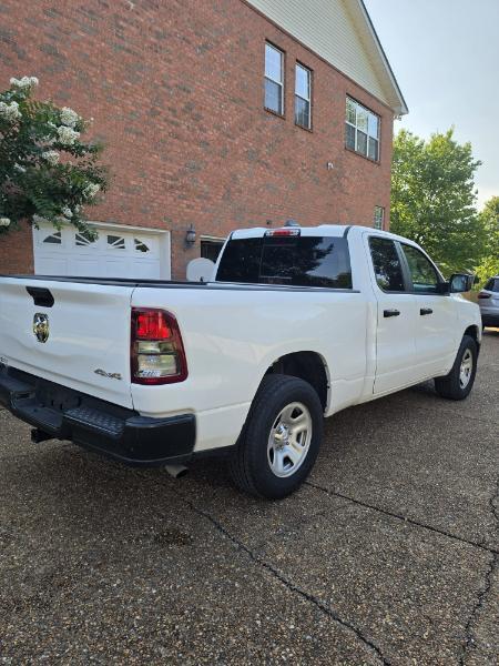 RAM 1500 Tradesman Quad Cab 4WD 2024