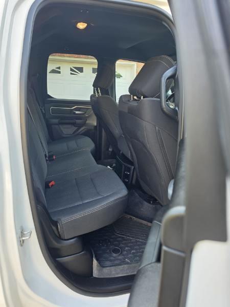 RAM 1500 Tradesman Quad Cab 4WD 2024