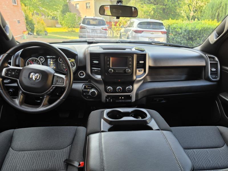RAM 1500 Tradesman Quad Cab 4WD 2024