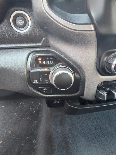 RAM 1500 Tradesman Quad Cab 4WD 2024