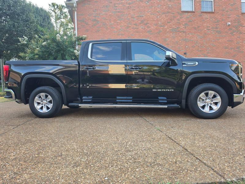 GMC Sierra 1500 SLE Crew Cab 2WD 2026