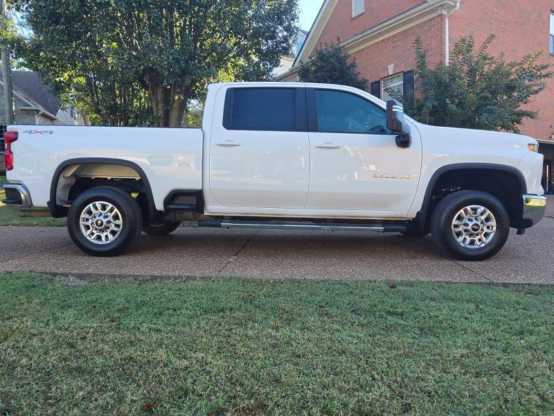 Chevrolet Silverado 2500HD LT Crew Cab Long Box 4WD 2025