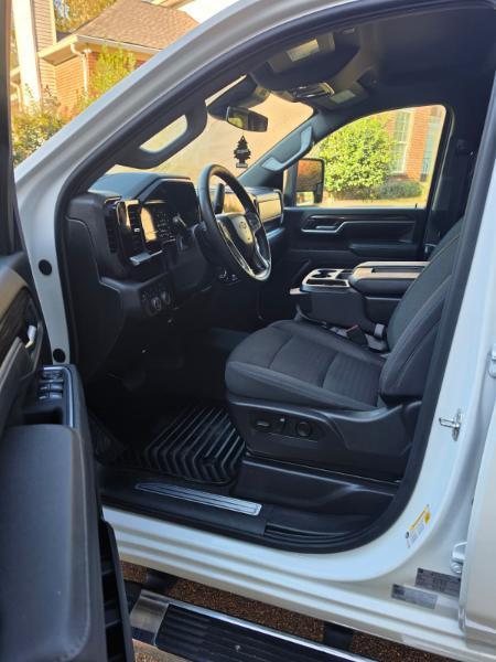 Chevrolet Silverado 2500HD LT Crew Cab Long Box 4WD 2025