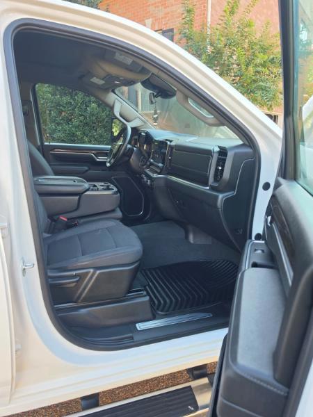 Chevrolet Silverado 2500HD LT Crew Cab Long Box 4WD 2025
