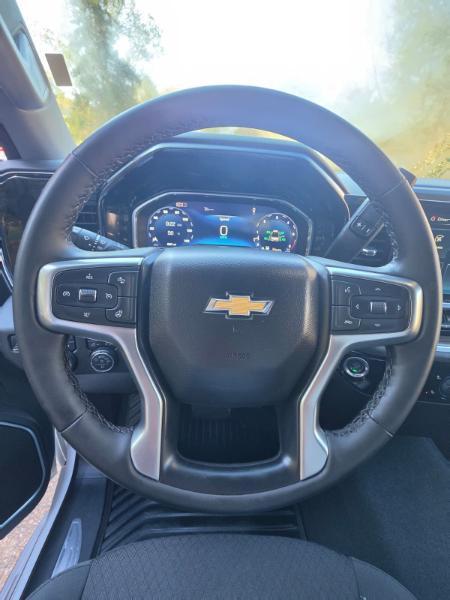 Chevrolet Silverado 2500HD LT Crew Cab Long Box 4WD 2025