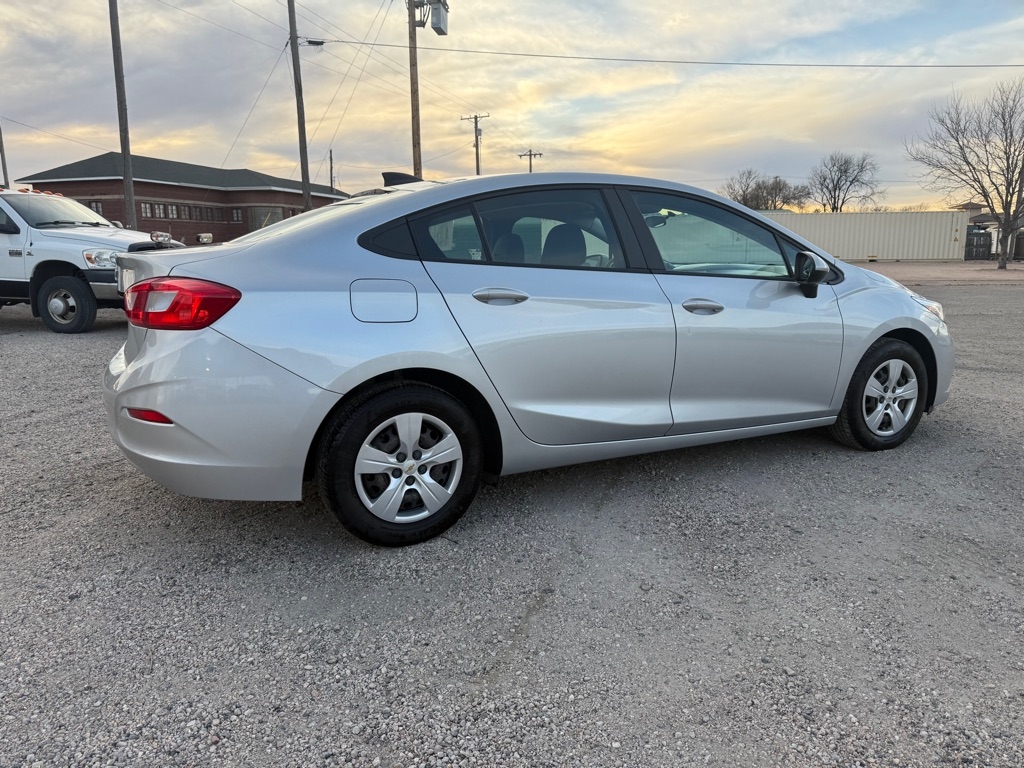 Chevrolet Cruze LS Manual 2016