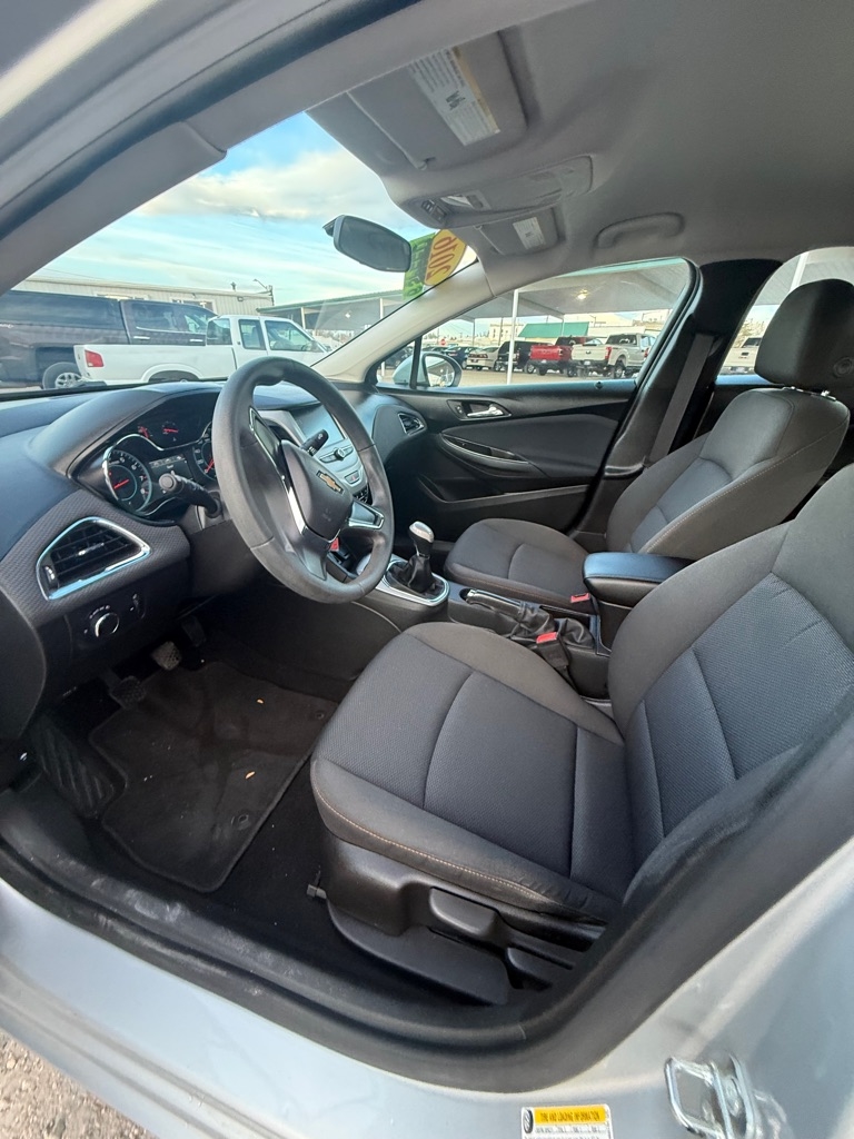 Chevrolet Cruze LS Manual 2016