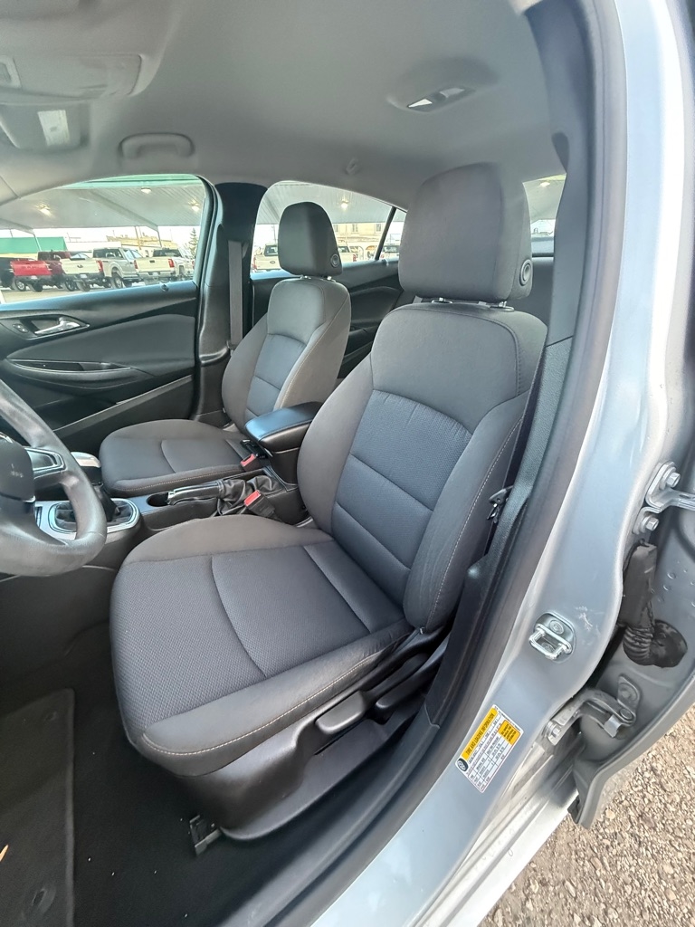 Chevrolet Cruze LS Manual 2016