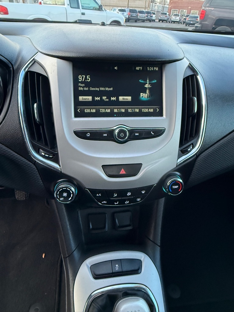 Chevrolet Cruze LS Manual 2016