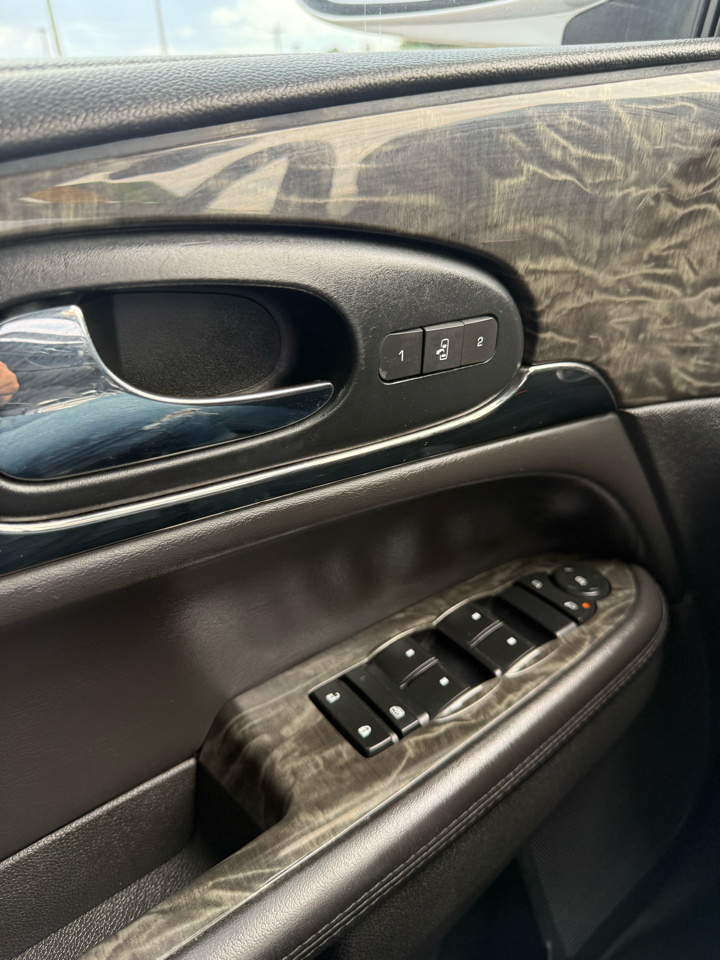 Buick Enclave Leather AWD 2013 Buick Enclave Leather AWD 2013