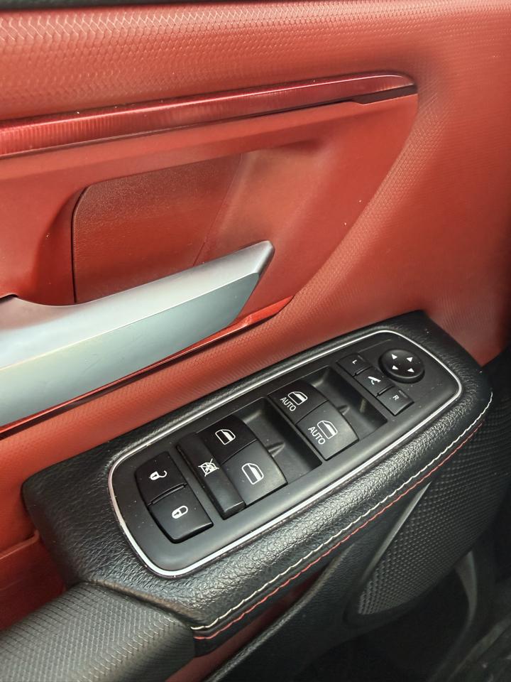 RAM 1500 Rebel 4x4 Crew Cab 5'7" Box 2019