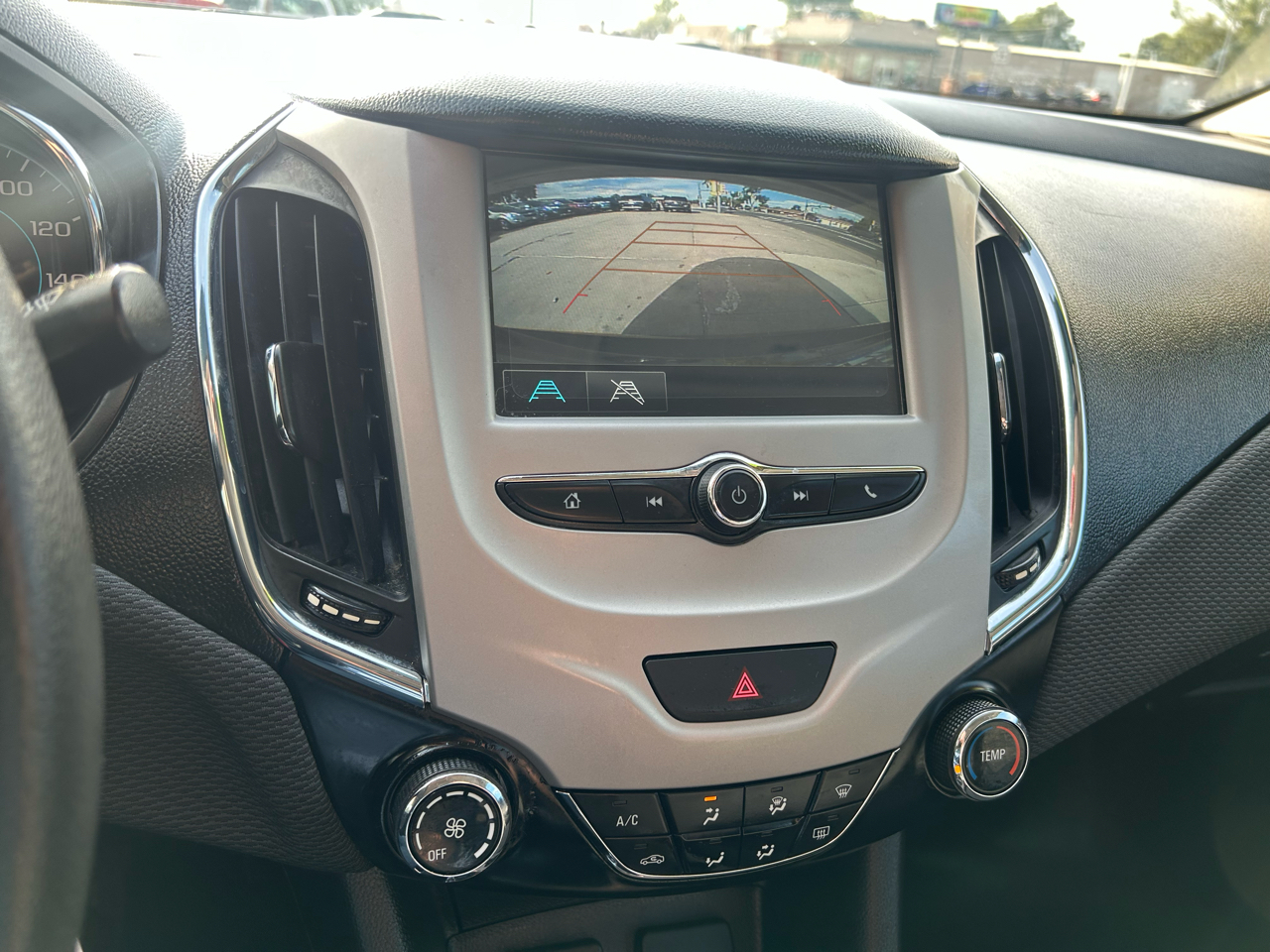 Chevrolet Cruze LS Auto 2018