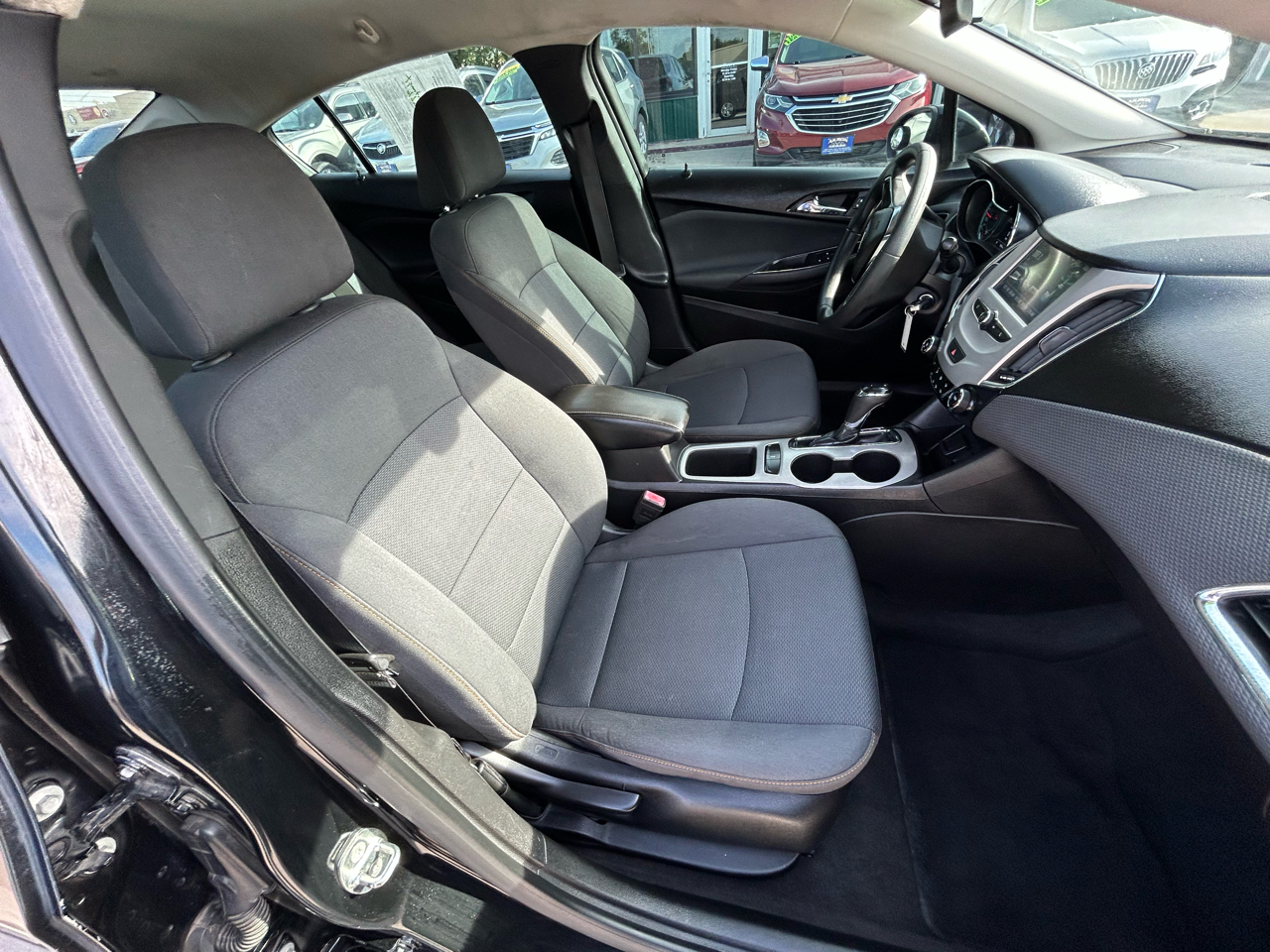 Chevrolet Cruze LS Auto 2018