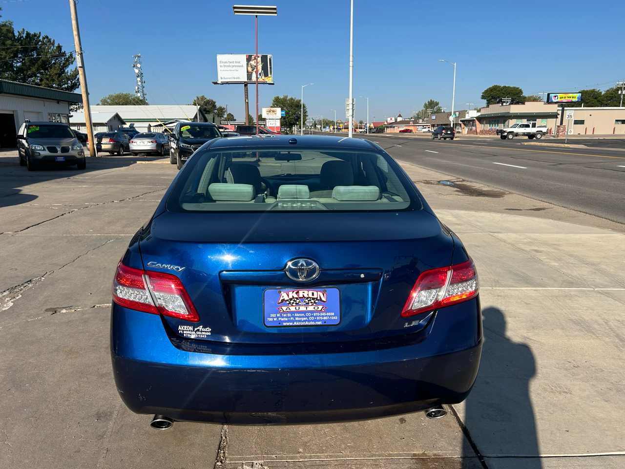 Toyota Camry LE V6 6-Spd AT 2010