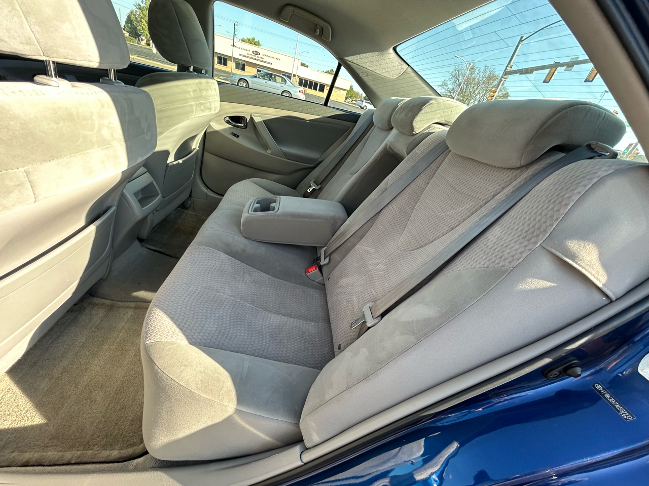 Toyota Camry LE V6 6-Spd AT 2010