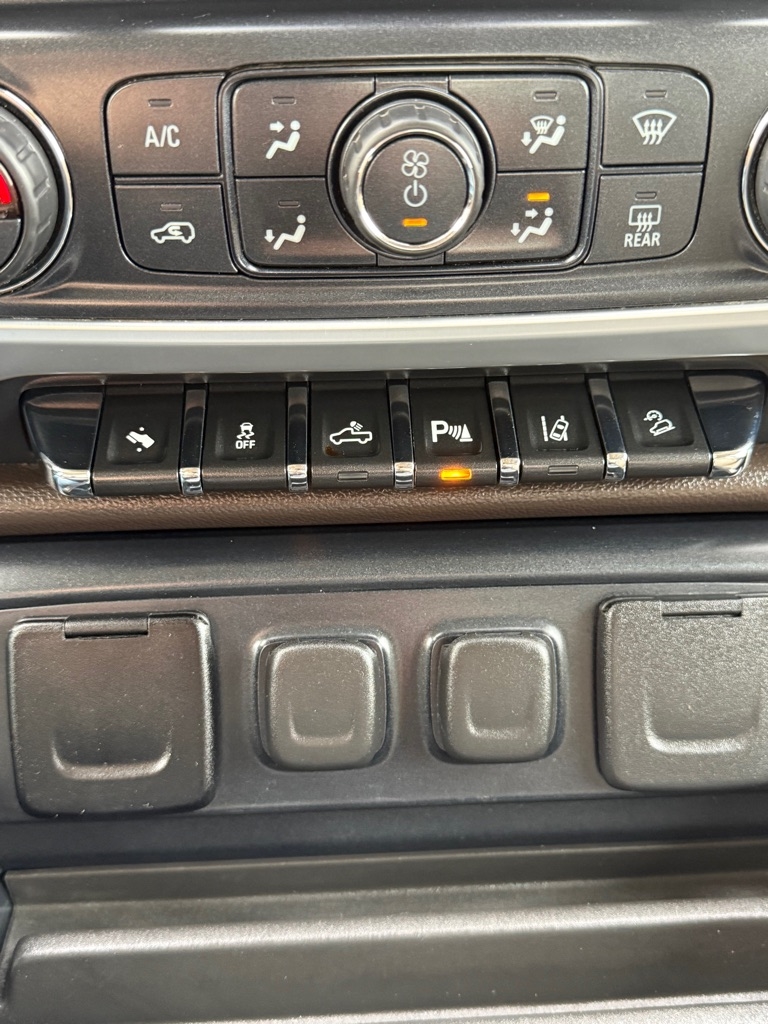 GMC Sierra 1500 SLT Crew Cab 4WD 2014