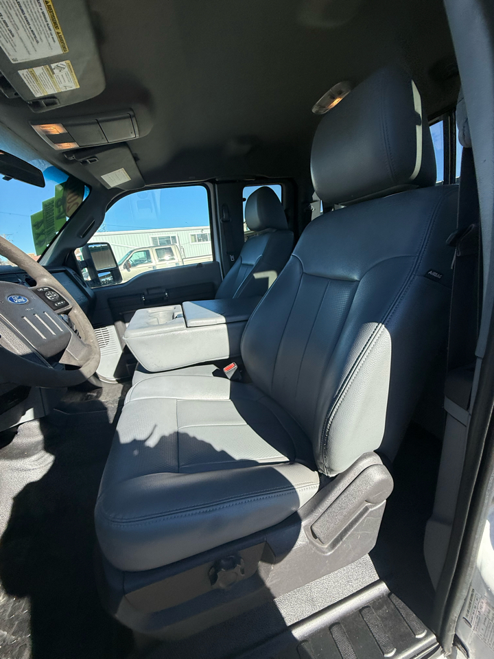 Ford F-350 SD XL SuperCab Short Bed 4WD 2016