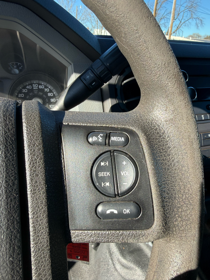 Ford F-350 SD XL SuperCab Short Bed 4WD 2016