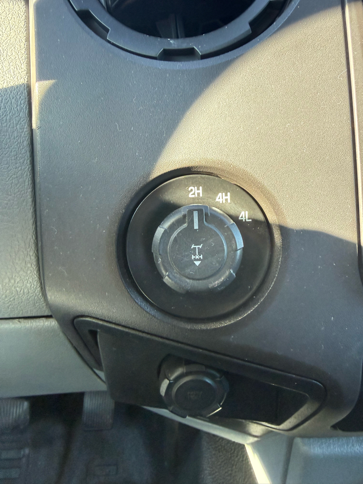 Ford F-350 SD XL SuperCab Short Bed 4WD 2016