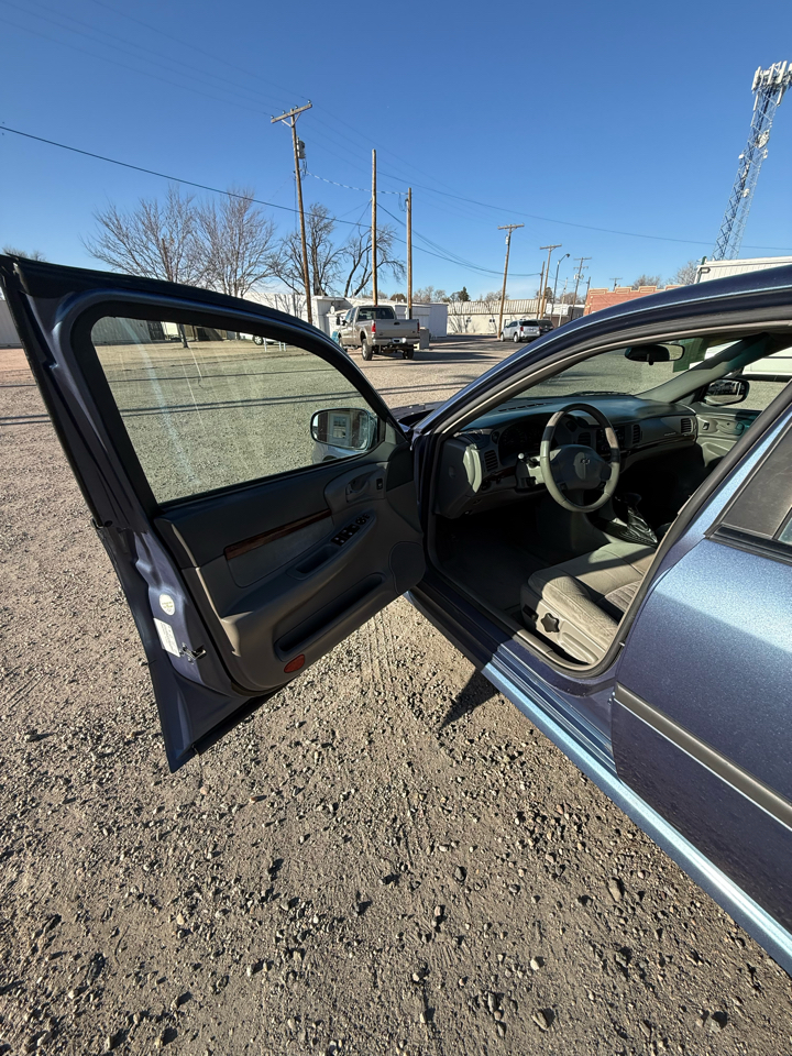 Chevrolet Impala LS 2000