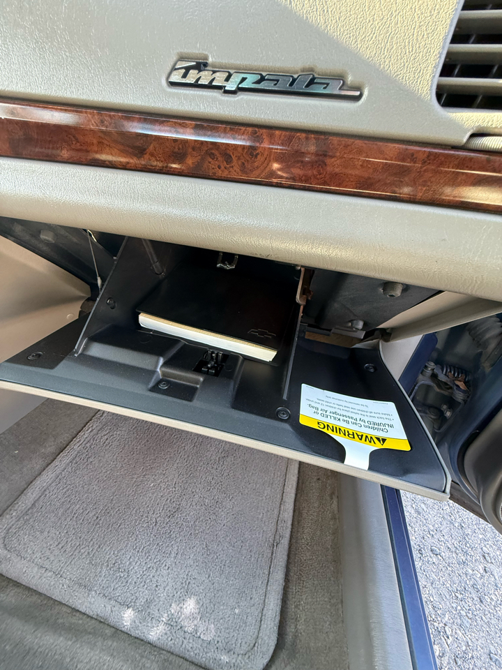 Chevrolet Impala LS 2000