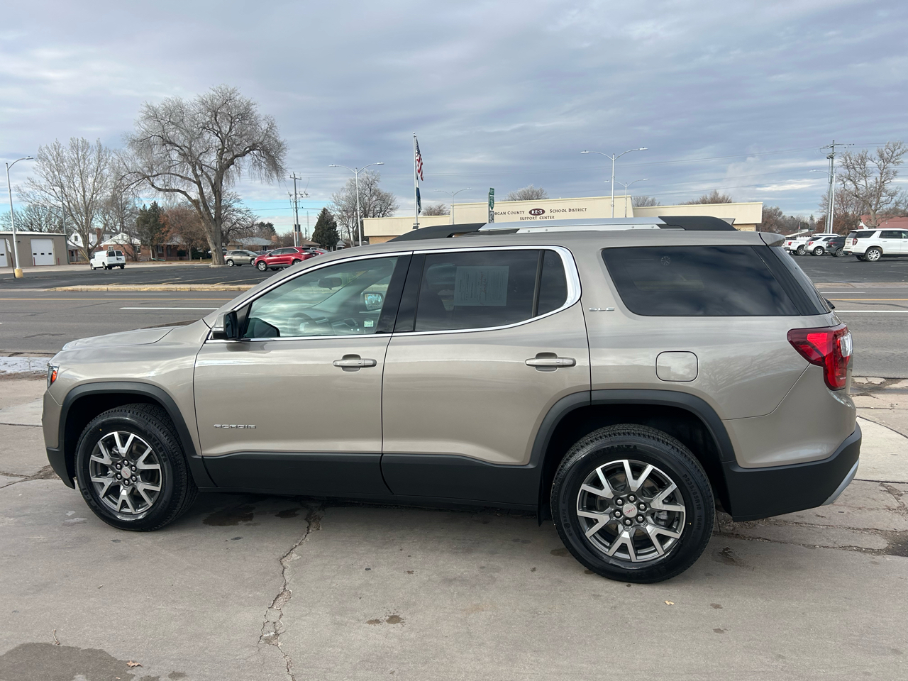 GMC Acadia SLE AWD 2022