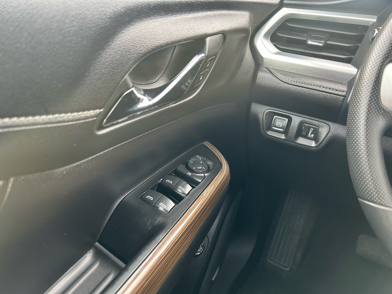 GMC Acadia SLE AWD 2022