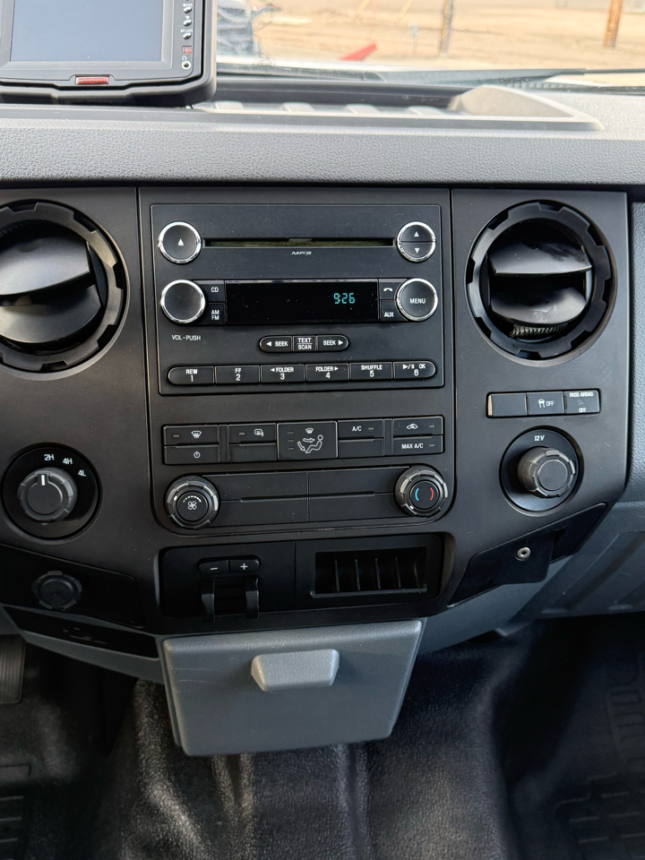 Ford F-250 SD XL SuperCab Long Bed 4WD 2014